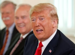 Trump está “muy contento” con estado de las negociaciones con Corea del Norte