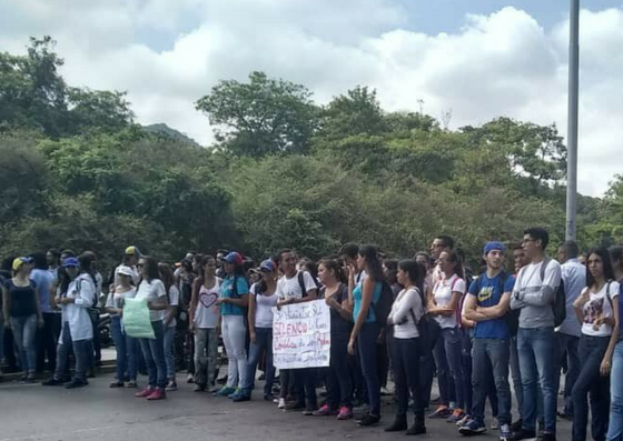 Estudiantes, profesores y trabajadores de la UDO-Anzoátegui protestan contra la inseguridad #10Jul (fotos)