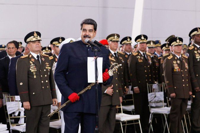¿La propuesta de Trump de invadir Venezuela refuerza a Maduro en el poder?
