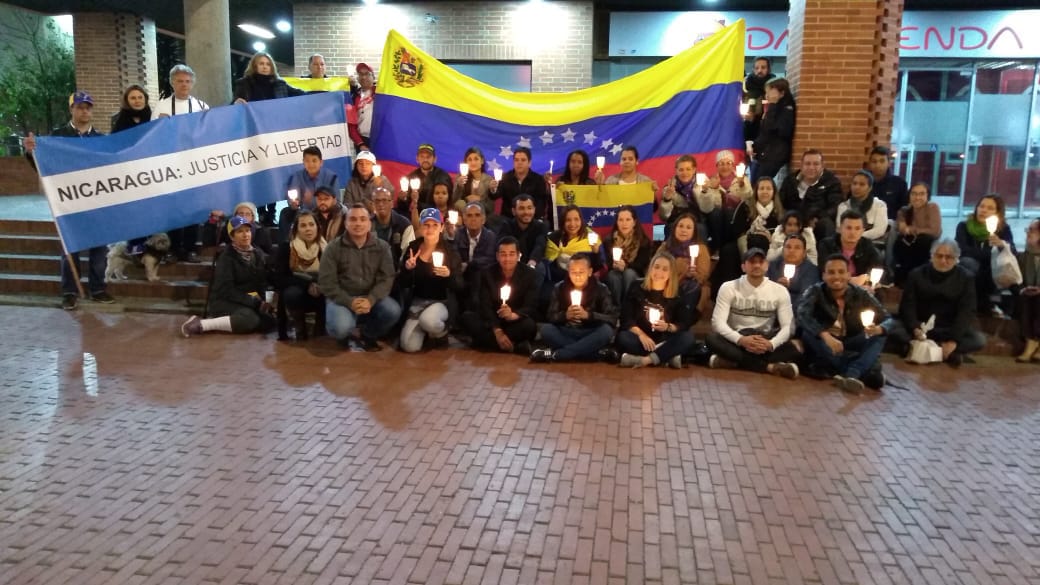 Venezolanos y nicaragüenses se unieron para pedir por la libertad de sus países (Fotos y video)