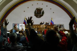 Violando la Carta Magna, Constituyente cubana allana inmunidad a Requesens y Borges