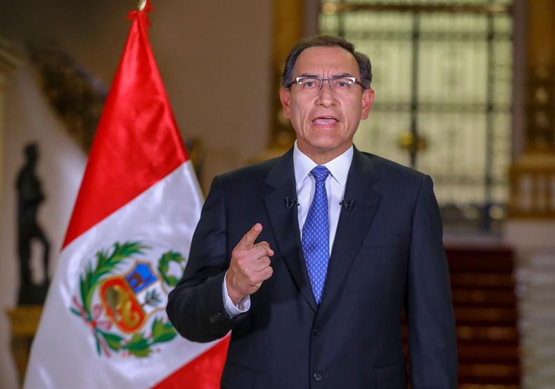 Vizcarra afirma que pedido de confianza “fortalece la democracia” en Perú