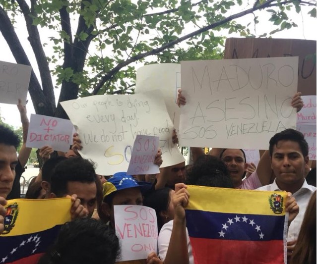 Venezolanos en Nueva York rechazan la llegada de Maduro a la ONU (Video)