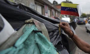 A paso “de vencedores”: Venezuela se está convirtiendo en la mayor crisis de refugiados en la historia moderna