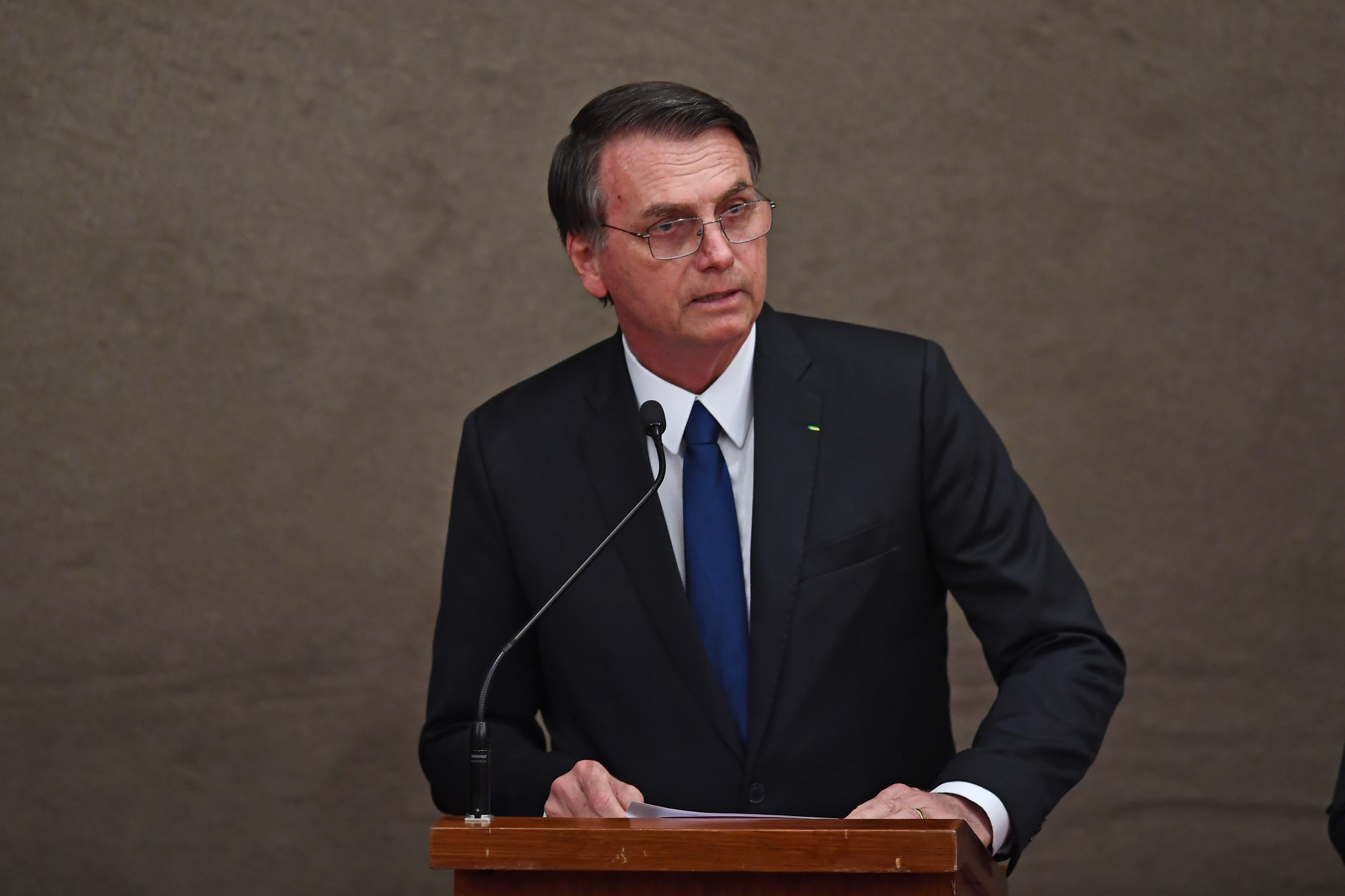 Bolsonaro promete gobernar Brasil sin distinción de raza, sexo o religión