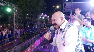 Histeria al máximo desató Oscar D León en las Ferias de Cali