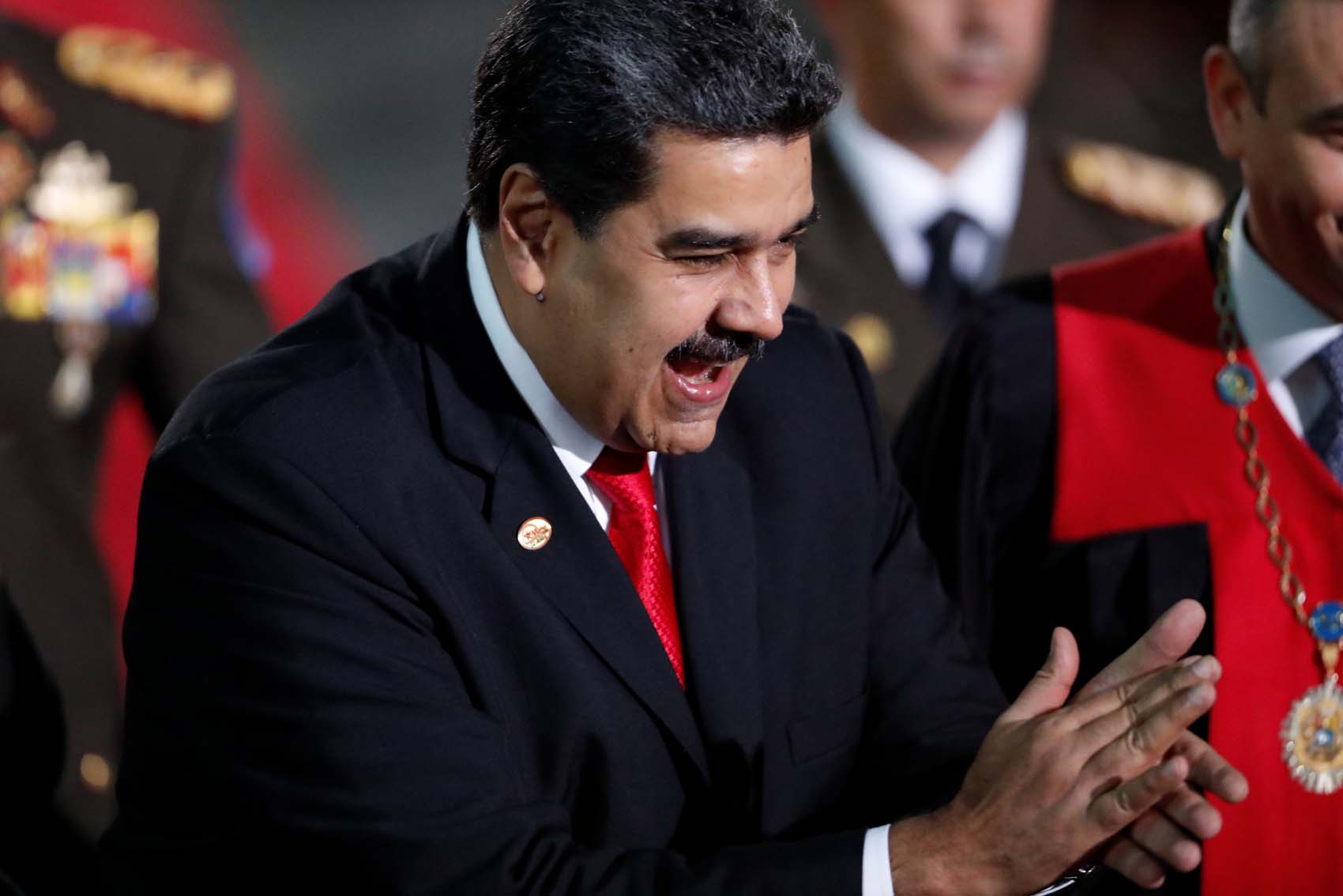 ¡Mejor que no se guinde! Maduro dice que “se enganchará” con la prosperidad de Venezuela
