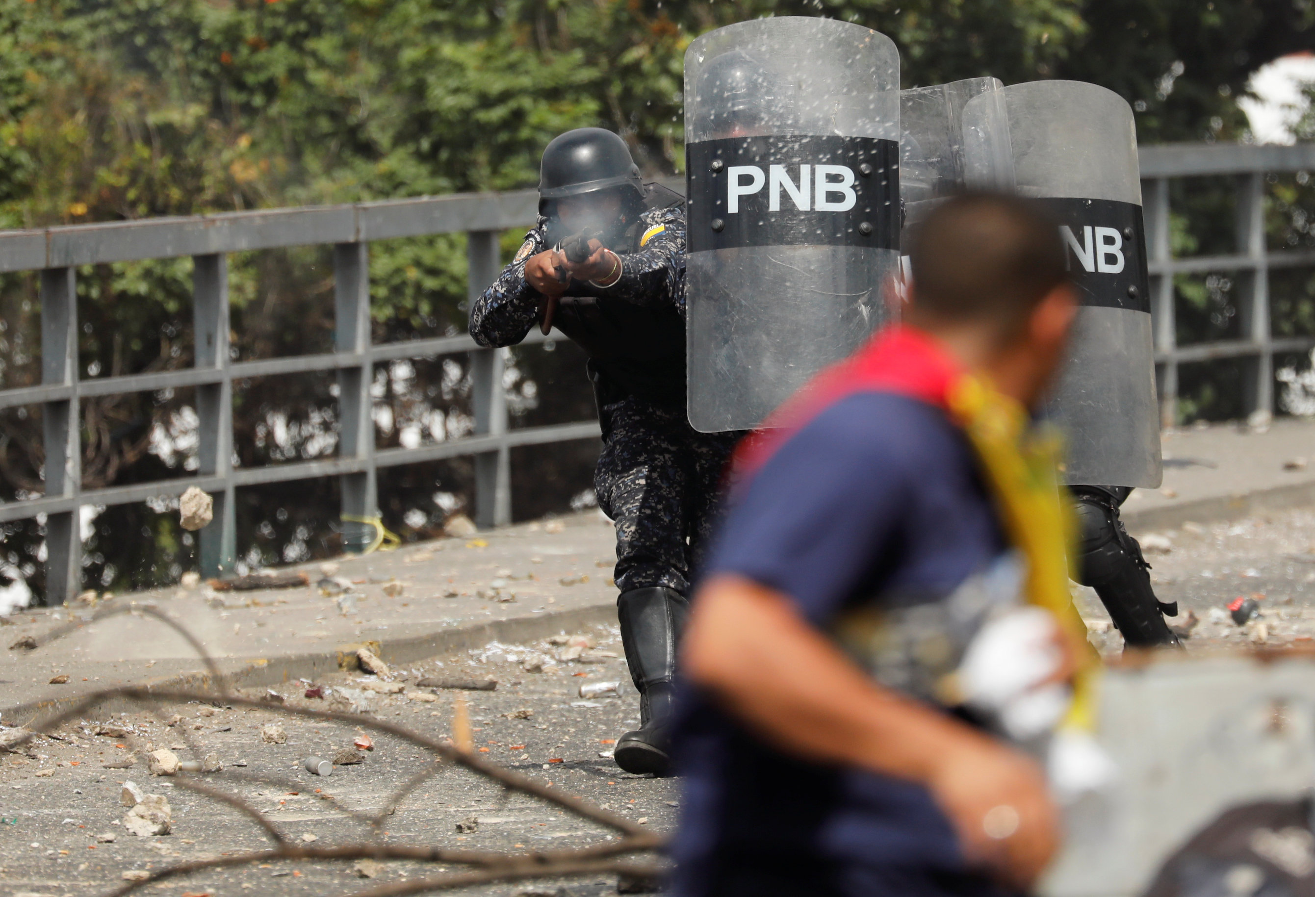 Suben a 8 las muertes ocurridas durante represión a protestas contra Maduro en Venezuela