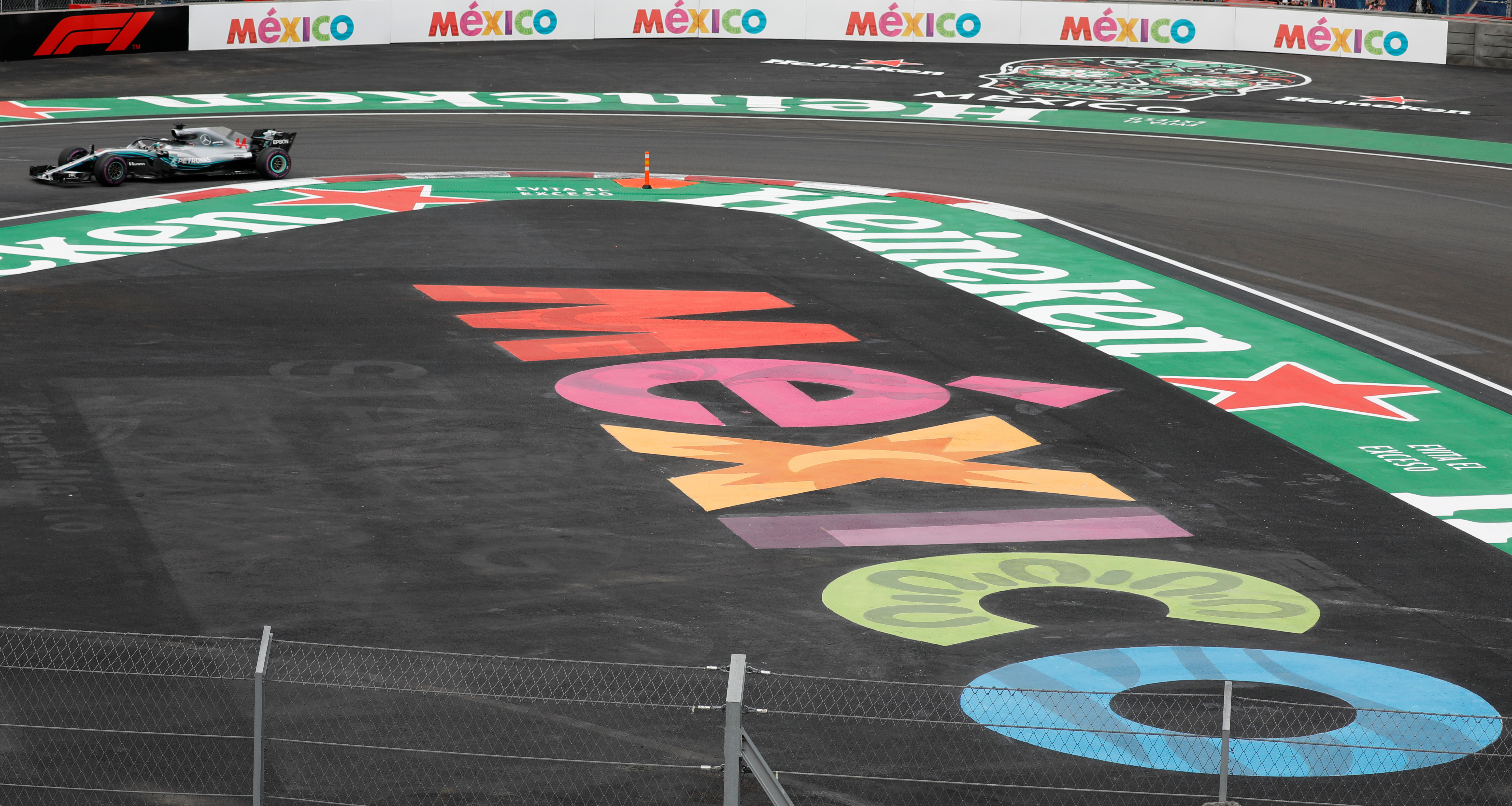 ¿A paso de vencedores? López Obrador pone en duda al Gran Premio de Fórmula Uno en México