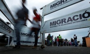 Migración Colombia ordenó retirar obstáculos en el puente Simón Bolívar (Video)