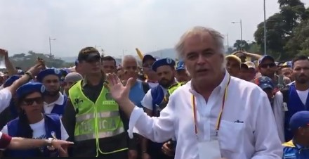 Eurodiputado González Pons: El mundo debe mirar a Maduro para que deje de matar, hay que derribarlo