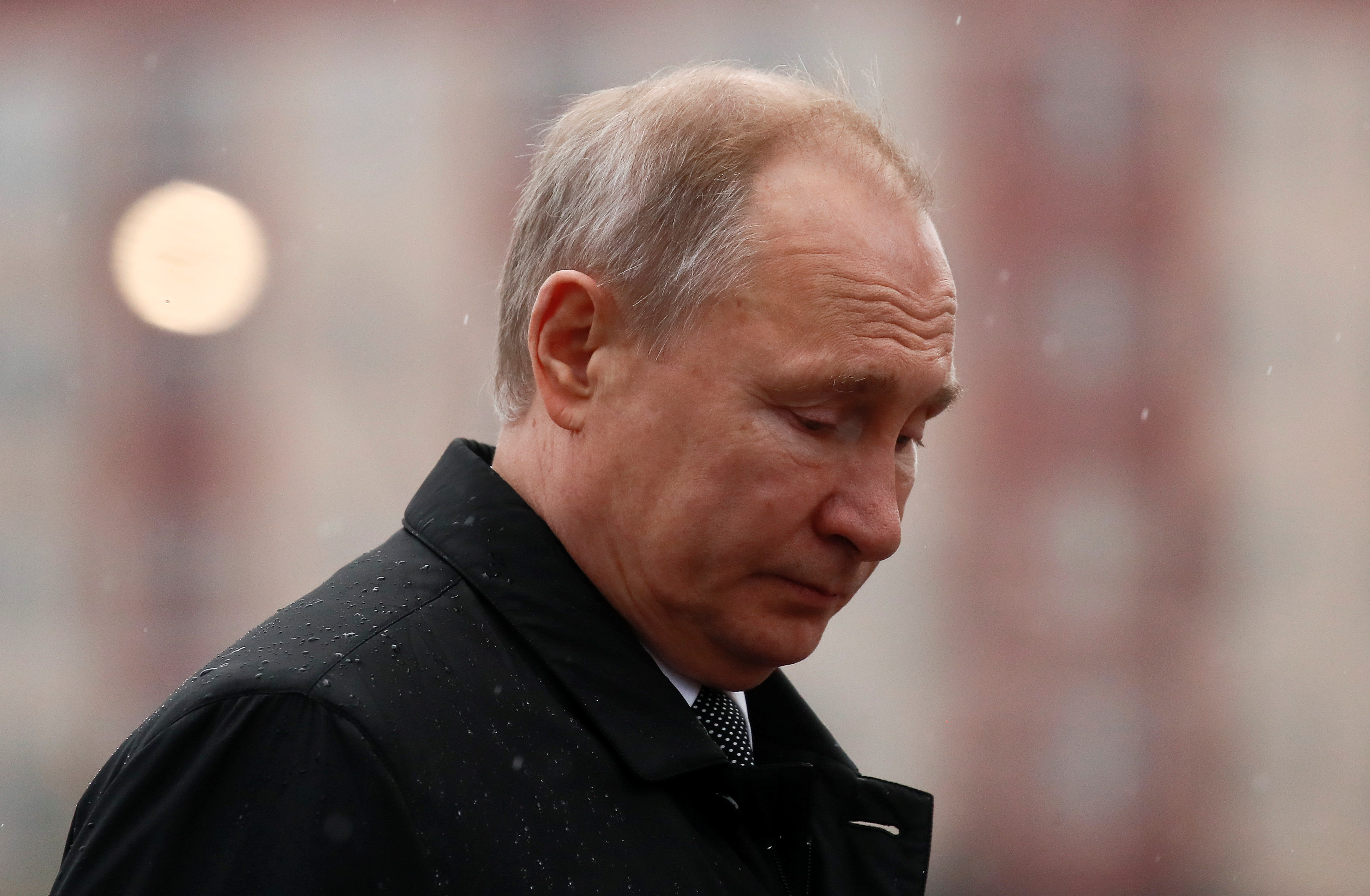 El índice de confianza en Putin llega a un bajo histórico según encuesta estatal