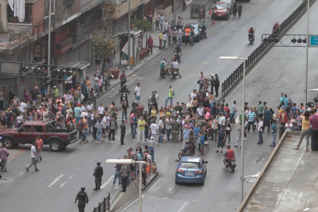 Protesta por la falta de luz. Cortesía. 