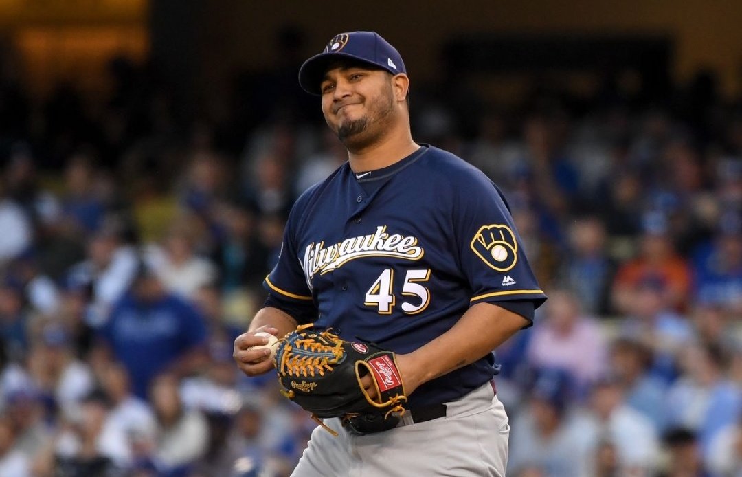 Jhoulys Chacín se convierte en el primer lanzador latino en conectar un jonrón en el Opening Day (VIDEO)