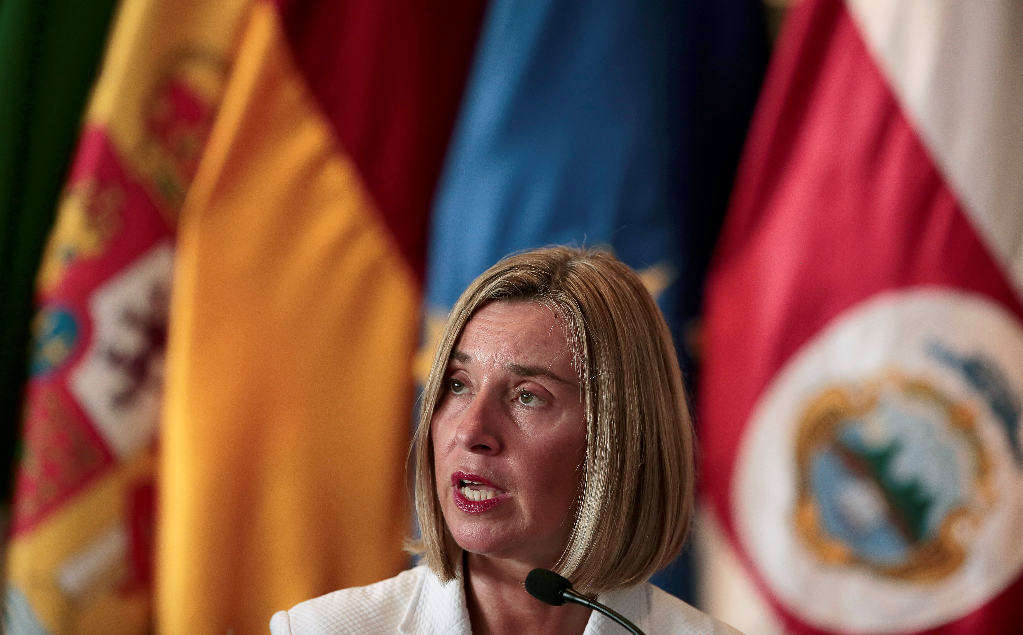 La UE analizó labor de su asesor especial en Venezuela y apoya negociación en Oslo