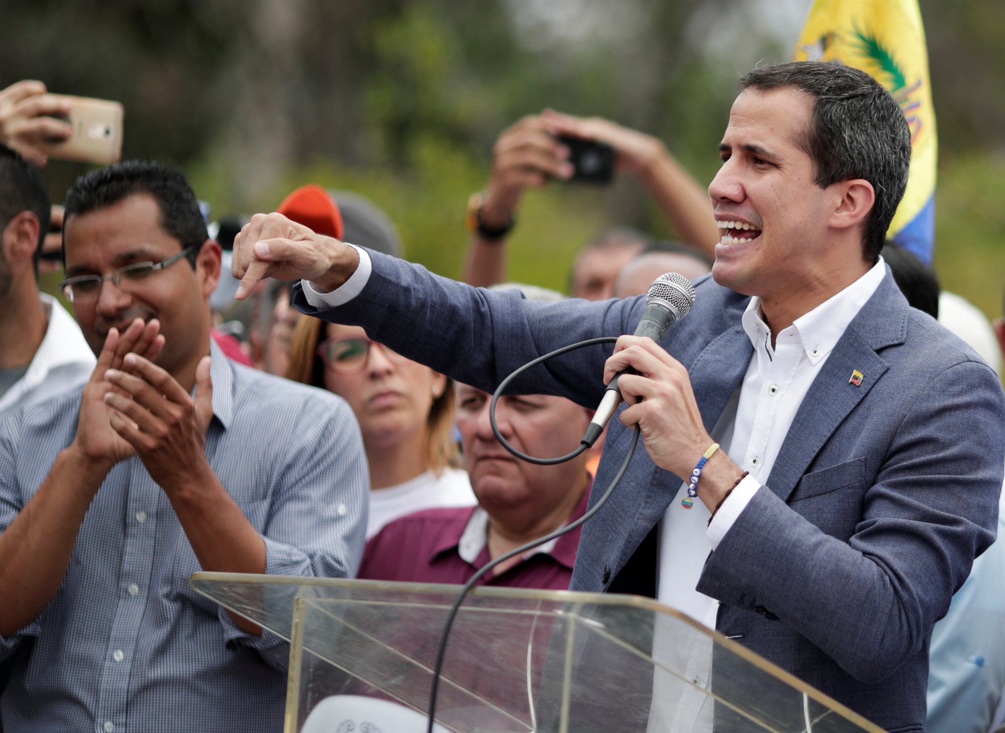 Guaidó: Vecchio y el Comando Sur se reunirán para coordinar cooperación internacional en Venezuela (Video)