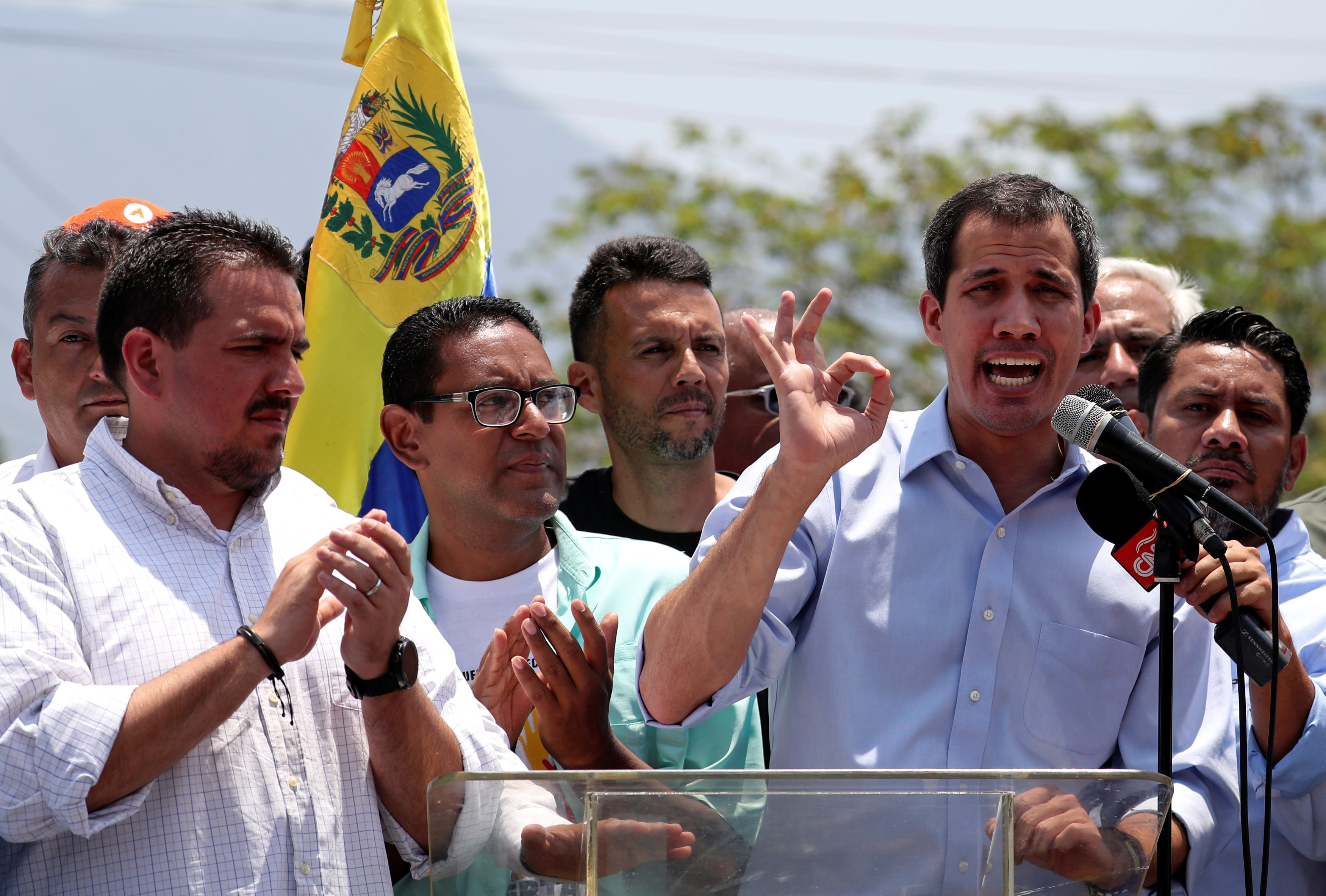 Guaidó: Asambleas demuestran quienes pueden compartir en las calles y quienes siguen aislados