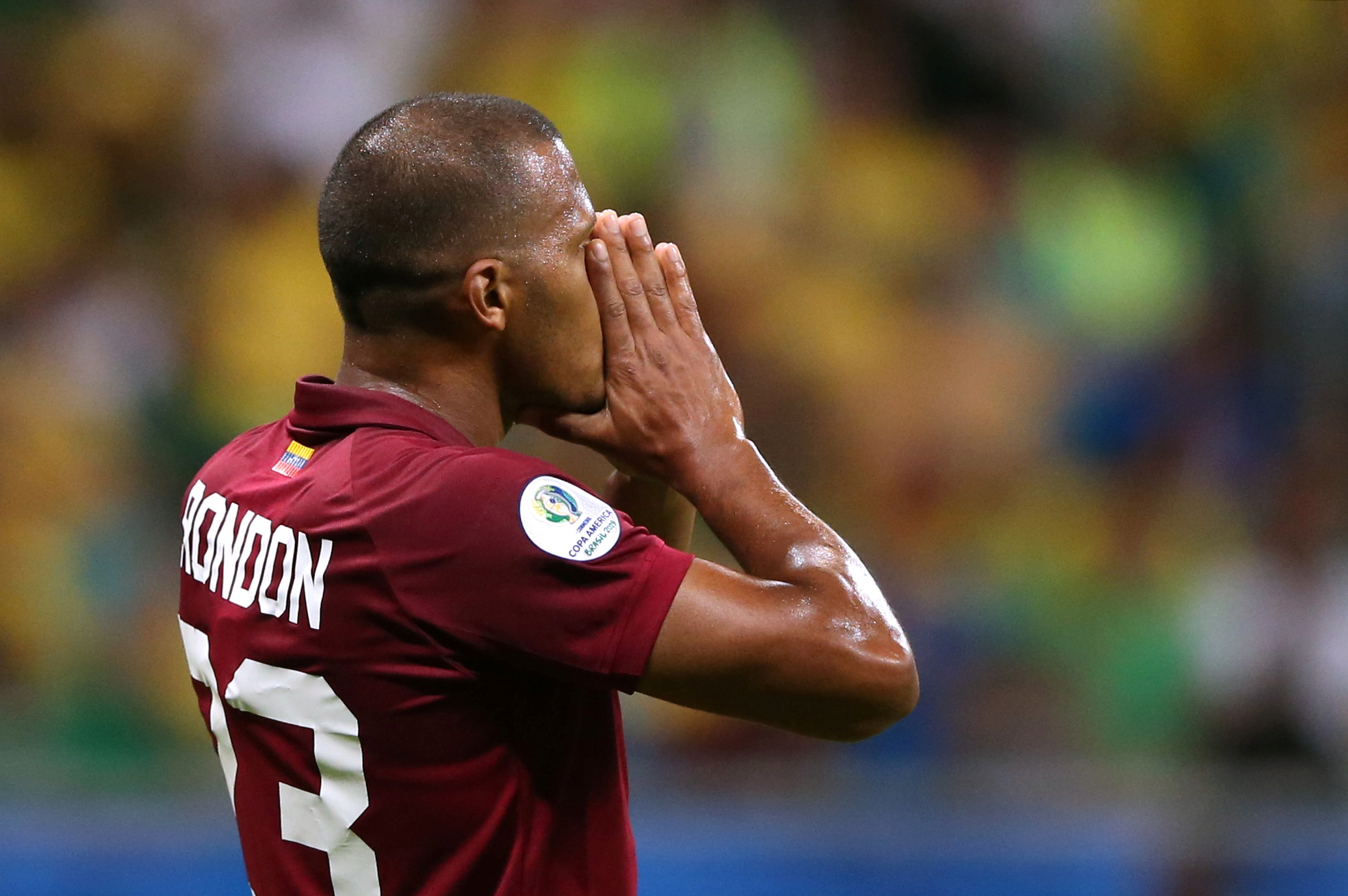 Salomón Rondón se quedó fuera de la nómina de Venezuela por una lesión
