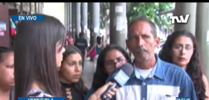 “Quiero saber dónde está mi hijo”: Reclama padre de un escolta de Guaidó detenido (VIDEO)