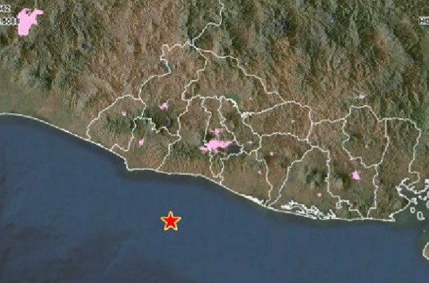 Fuerte temblor de magnitud 6 sacude El Salvador