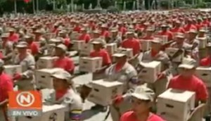 Los milancianos sacaron sus cajas Clap para desfilar en plena “pepa de sol” y defender a la Patria #5Jul (Video)