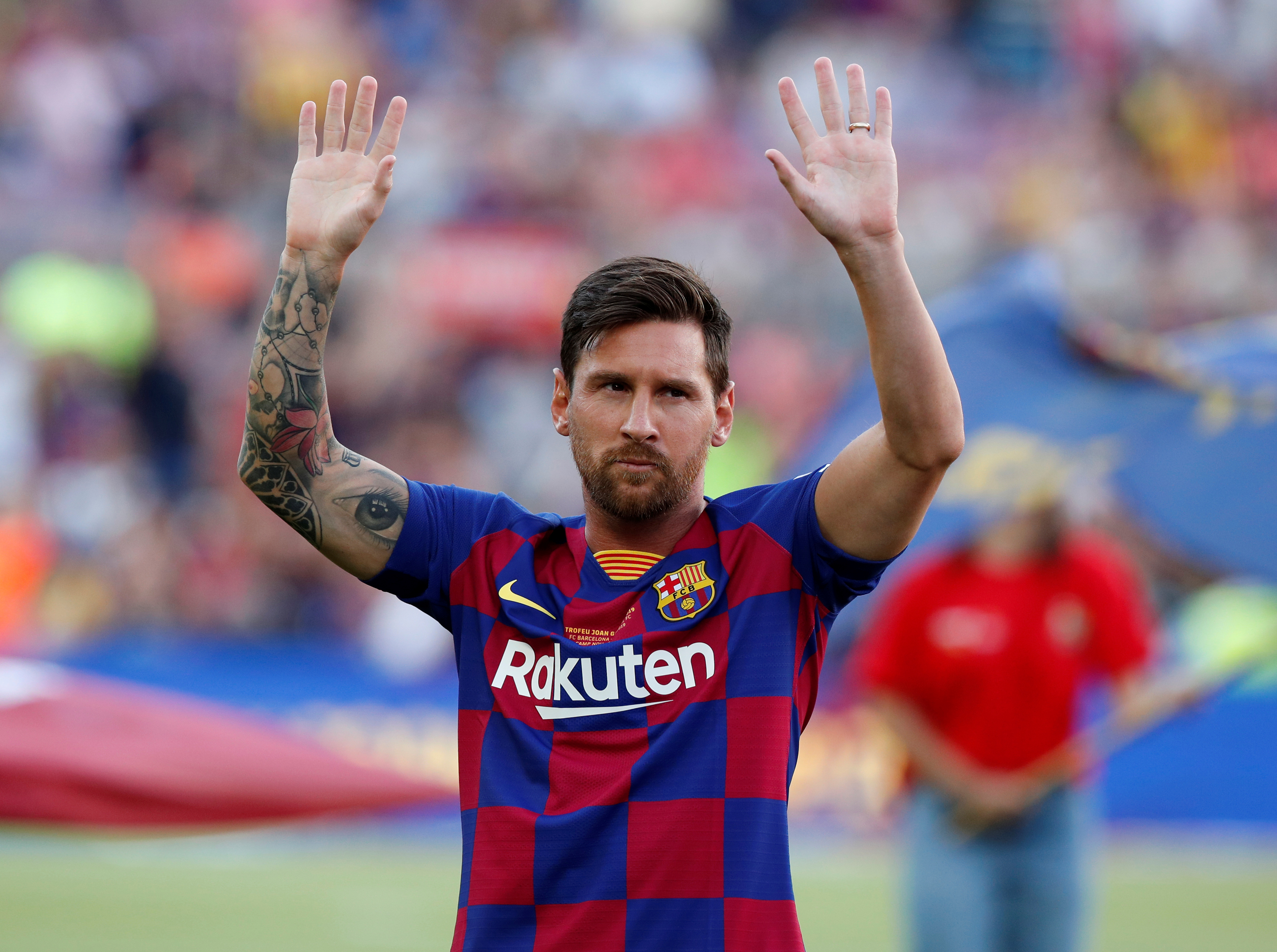 La indiferencia entre Messi y uno de “los nuevos” del Barça genera especulaciones en España (VIDEO)
