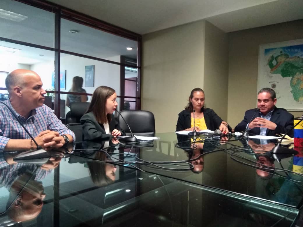 Consignan ante la AN un informe de la grave contaminación ambiental en el municipio Sucre