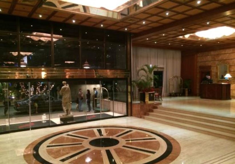 ¡A LA CALLE! Pdvsa no tiene plata para costear lujos en hoteles cinco estrellas