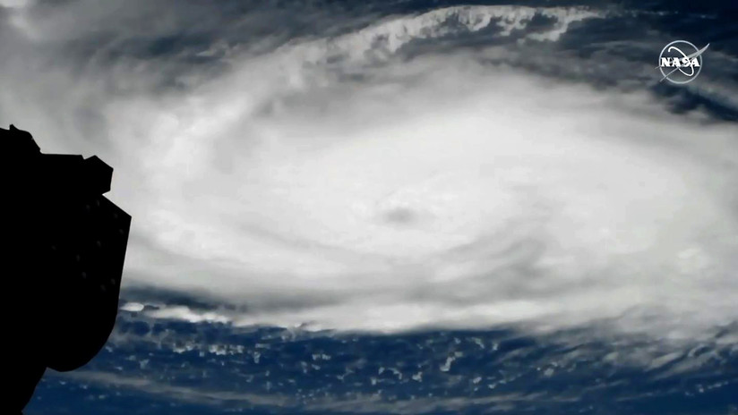 Dorian se convierte en huracán de categoría 3 en dirección a la costa de Florida