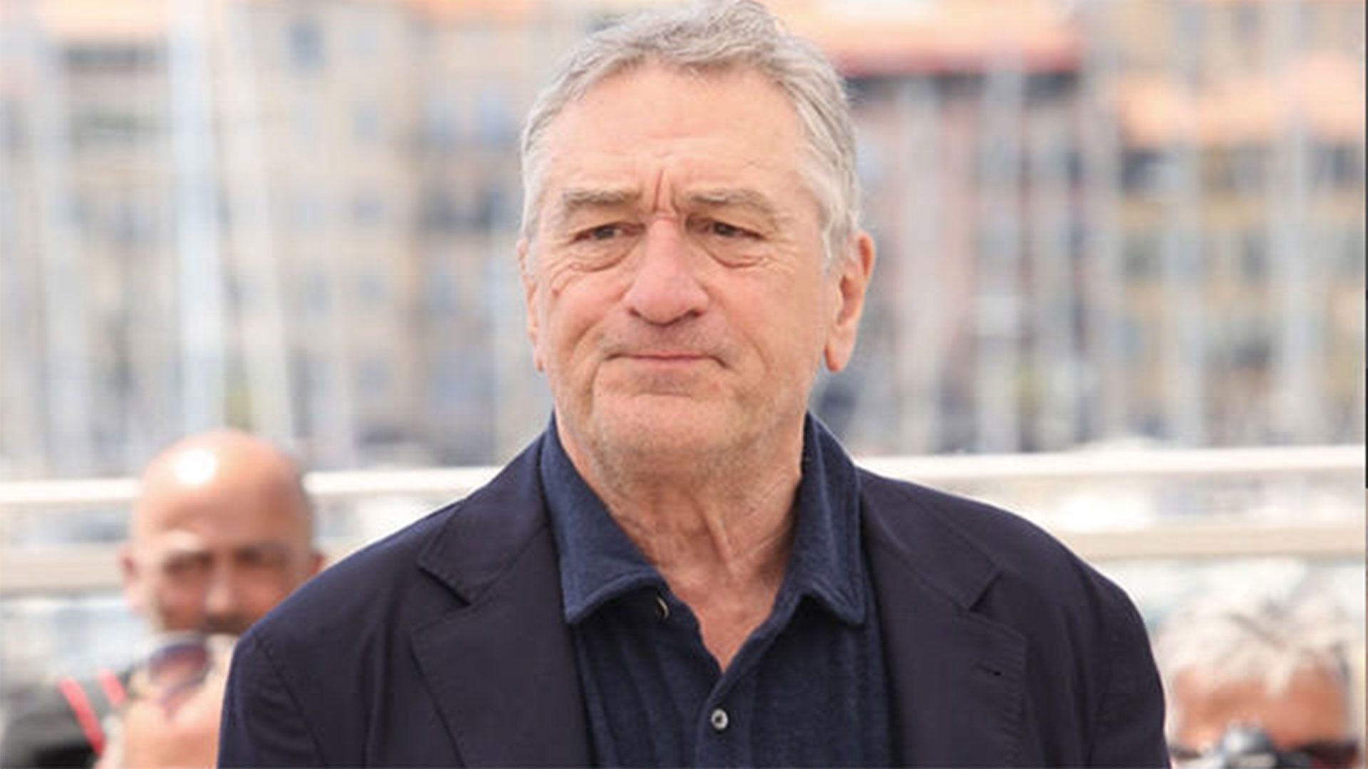 ¡Cifra millonaria! Robert De Niro demandó a una ex empleada por “derrochar” su dinero y ver Netflix