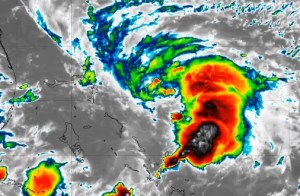 La tormenta tropical Humberto llegará a huracán, pero alejada de tierra