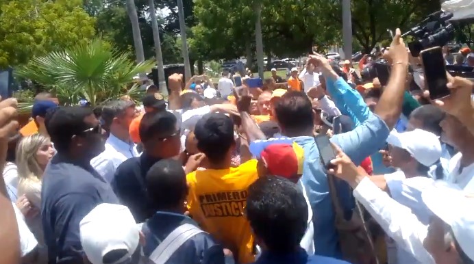 Con cánticos recibieron a Juan Guaidó en Lechería este #6Sep (VIDEO)