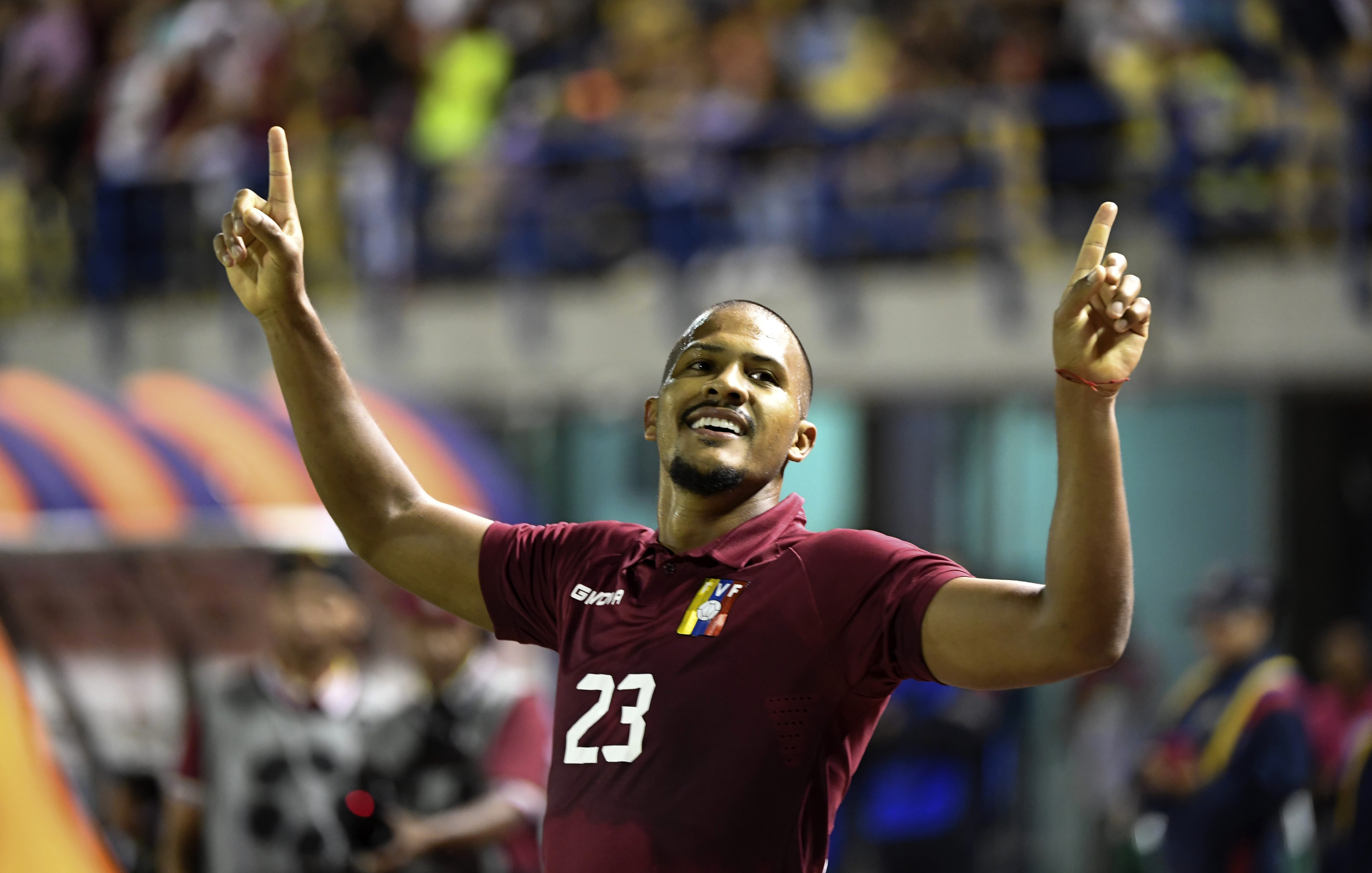 Salomón Rondón dio cátedra de goles con una nueva JOYA para la galería (VIDEO)