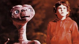 “E.T.”, el extraterrestre que 40 años después sigue conquistando corazones