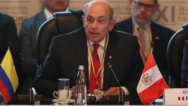 Perú se juega su carta con Hugo de Zela para asumir la secretaría de la OEA