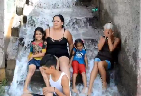 HidroLara tiene una “cascada” en Barquisimeto (video)