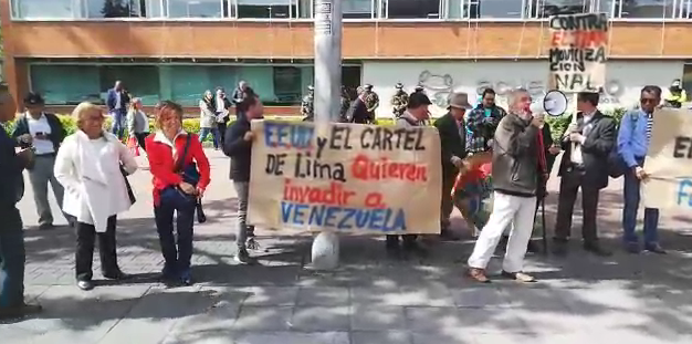 Comunistas en Colombia realizan pírrica protesta por reunión del Tiar (VIDEO)