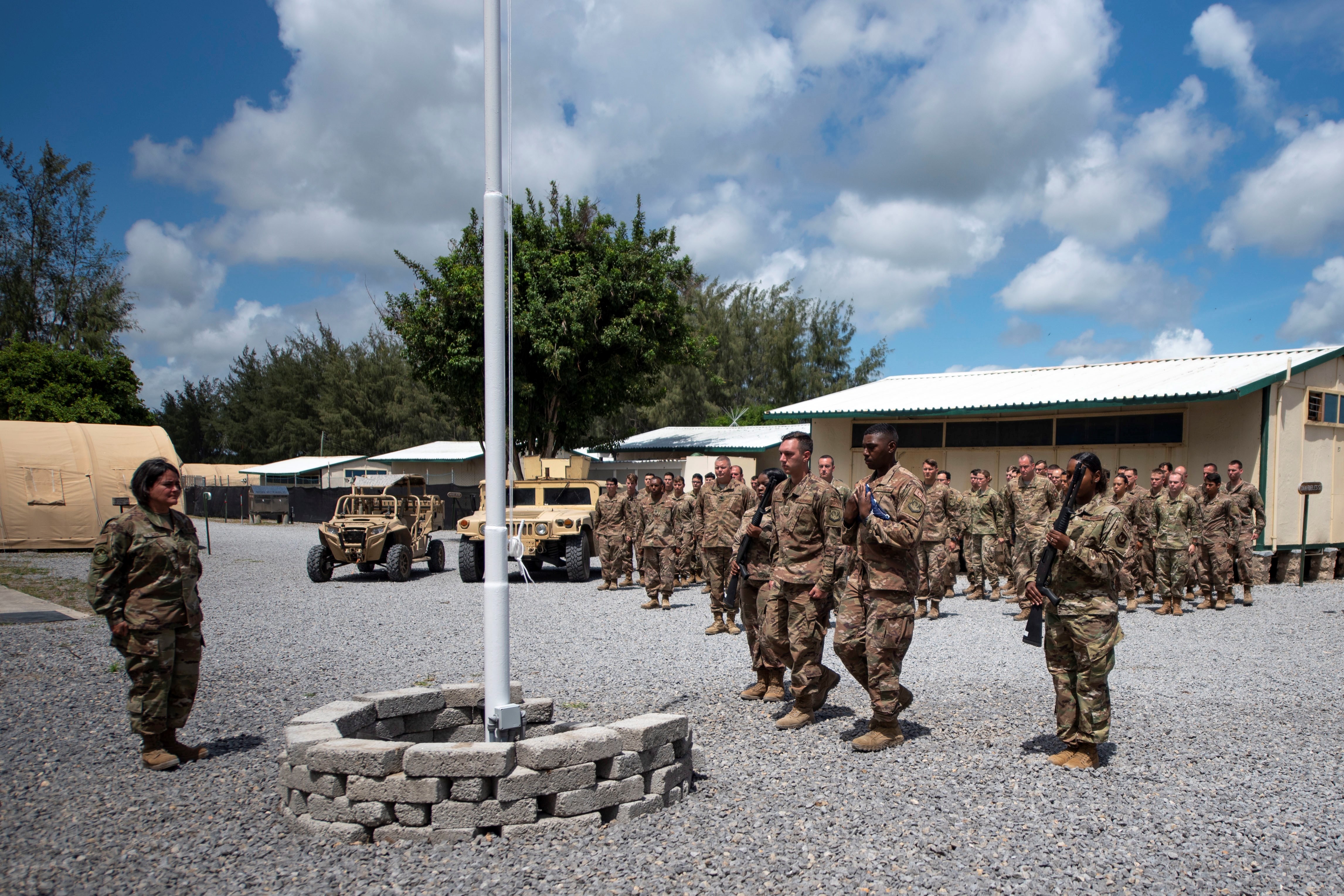 Tres estadounidenses murieron tras un ataque yihadista contra una base en Kenia