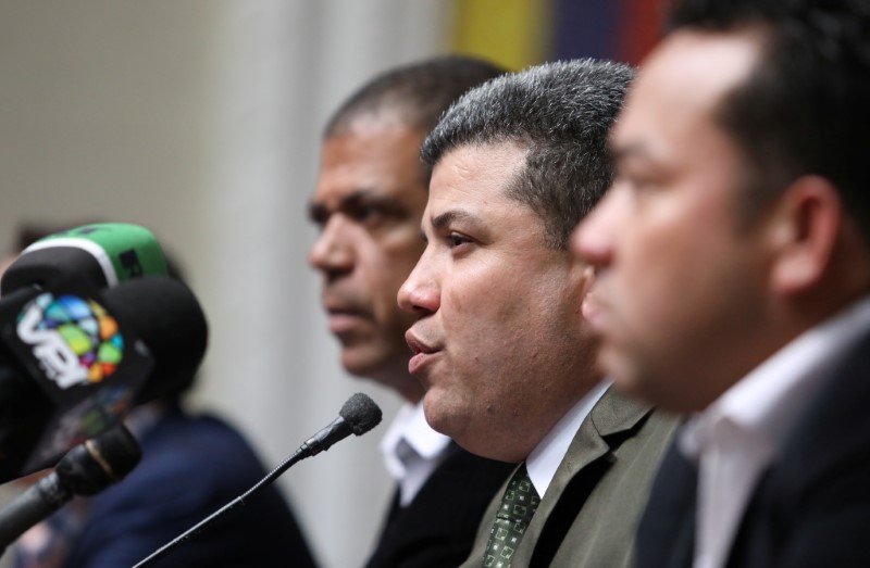 Leopoldo López Gil pedirá ante el Parlamento Europeo sanciones contra Luis Parra y diputados “Clap”