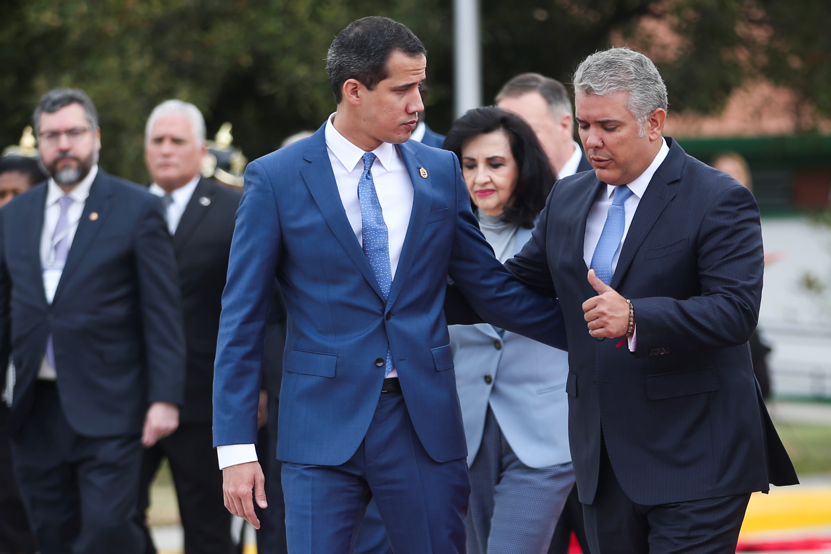 Guaidó conversó con Duque sobre apertura controlada de la frontera con Colombia