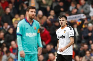 El Barcelona de Setién sufre ante Valencia su primera derrota