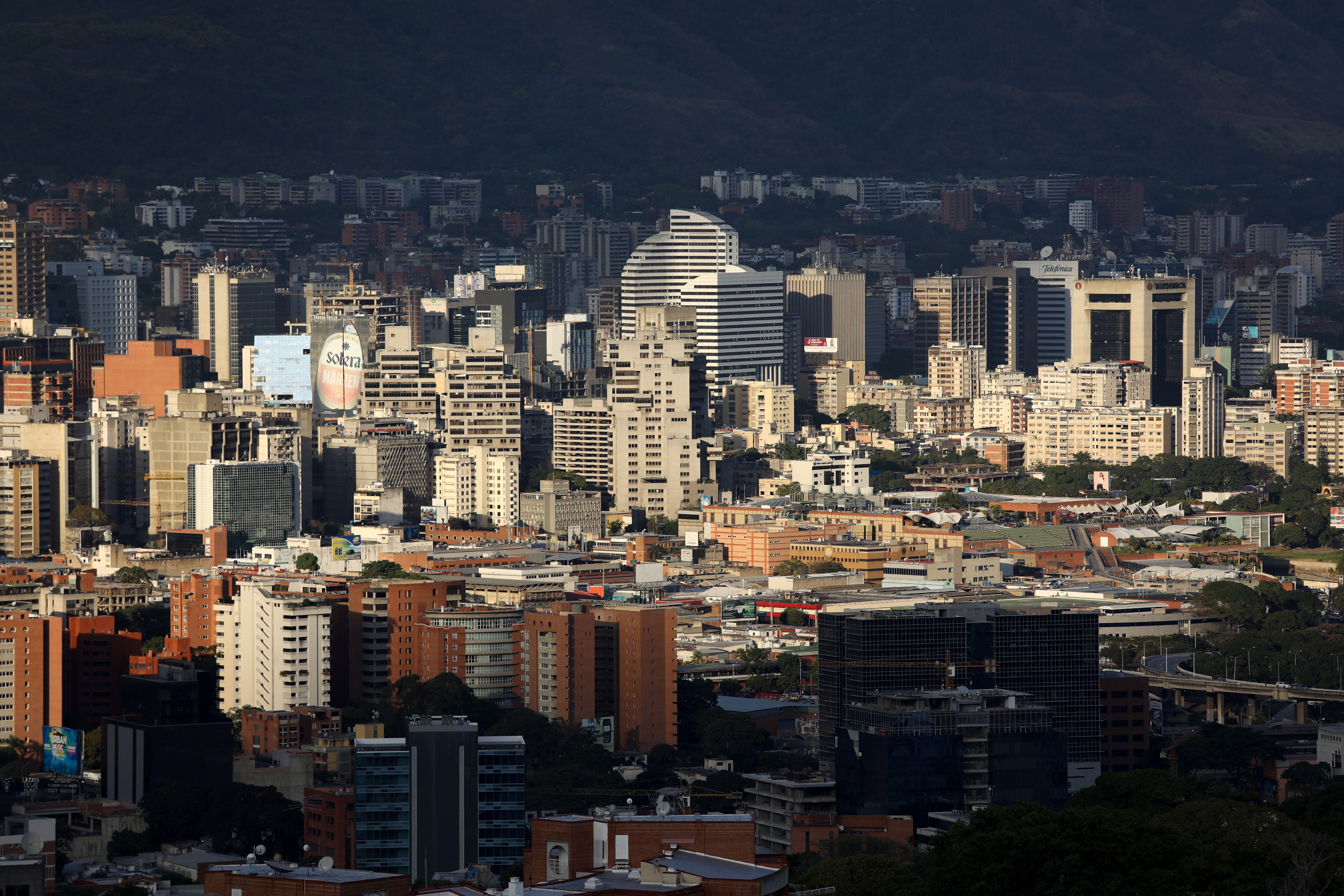 ¿Cómo ha impactado la dolarización en Venezuela en el pago de los condominios?