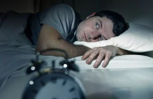 Insomnio crónico: ¿Cómo volver a dormir si despertaste en la madrugada?