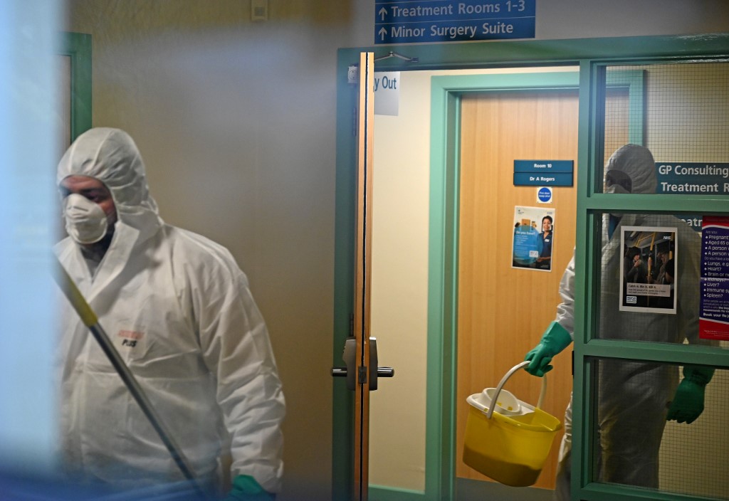 Reino Unido llega a 15.464 muertes por coronavirus