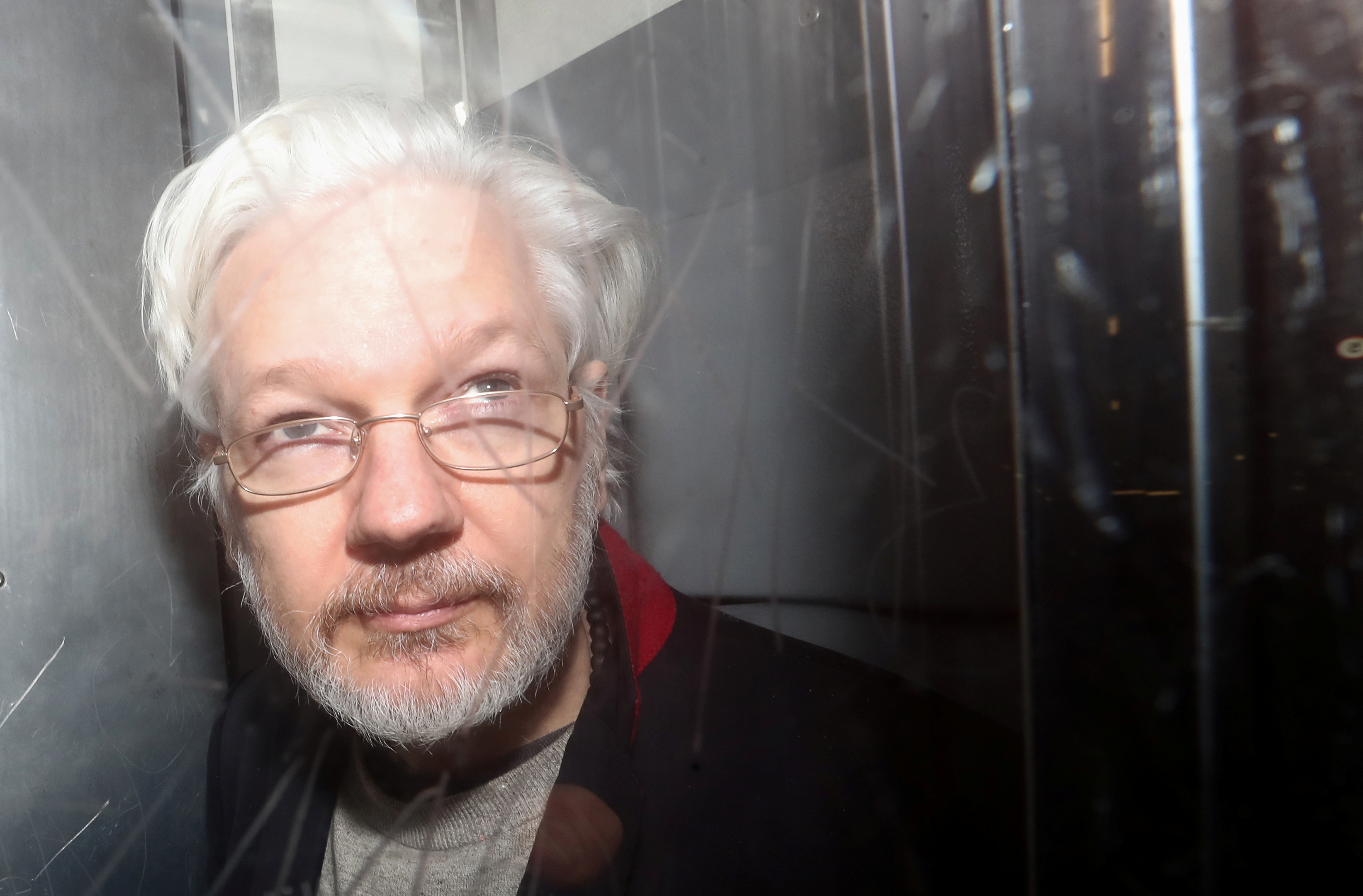 EEUU pone en duda riesgo de suicidio de Assange para obtener su extradición