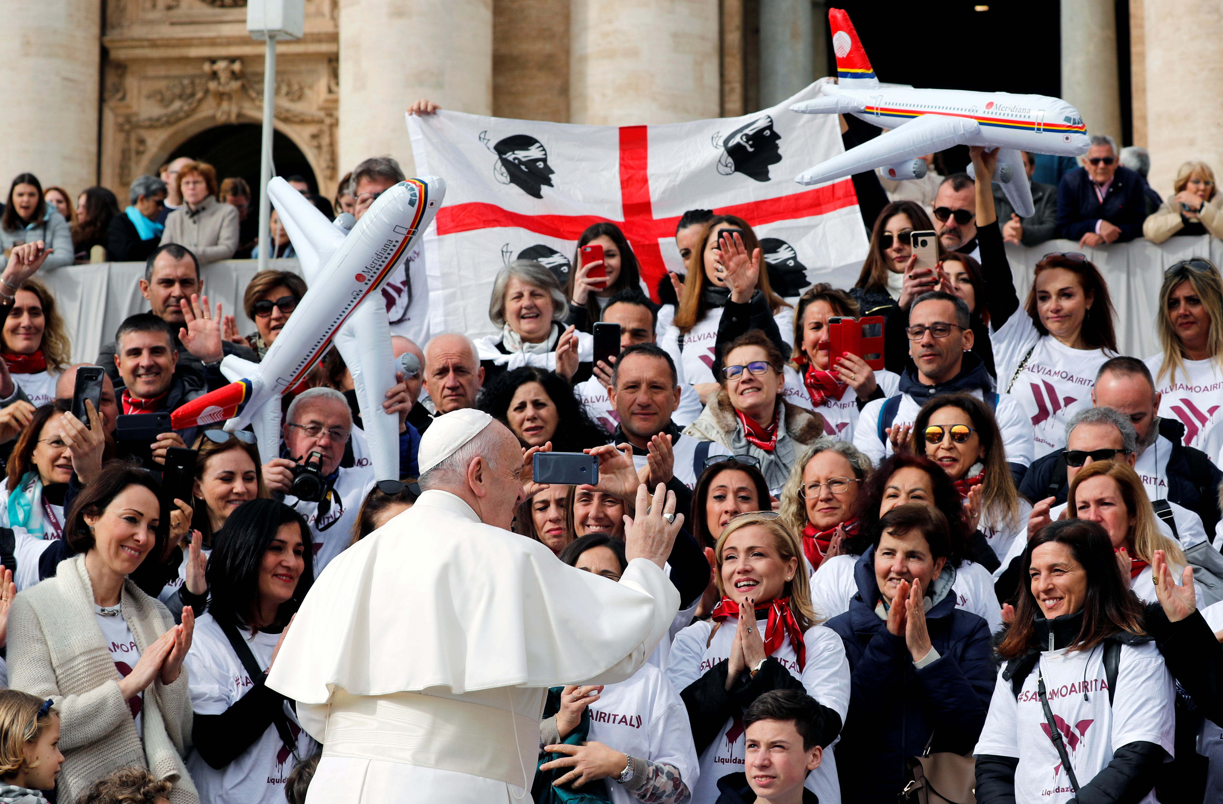 El papa Francisco continúa resfriado y suspende de nuevo una audiencia