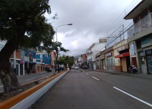 Retiraron pared metálica que estaba a la altura de la aduana de San Antonio del Táchira #23Feb (Fotos)