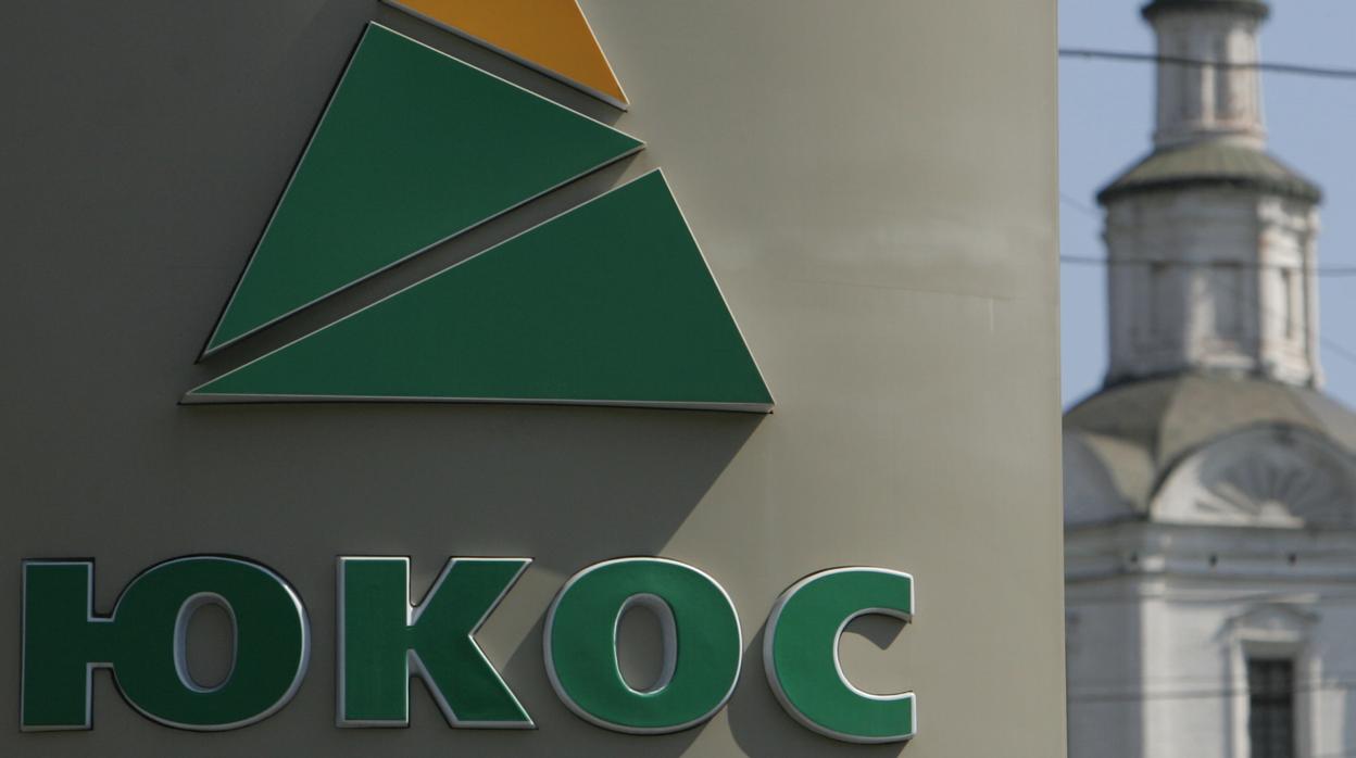 Tribunal condena a Rusia a pagar 50.000 millones de dólares a antiguos accionistas de Yukos