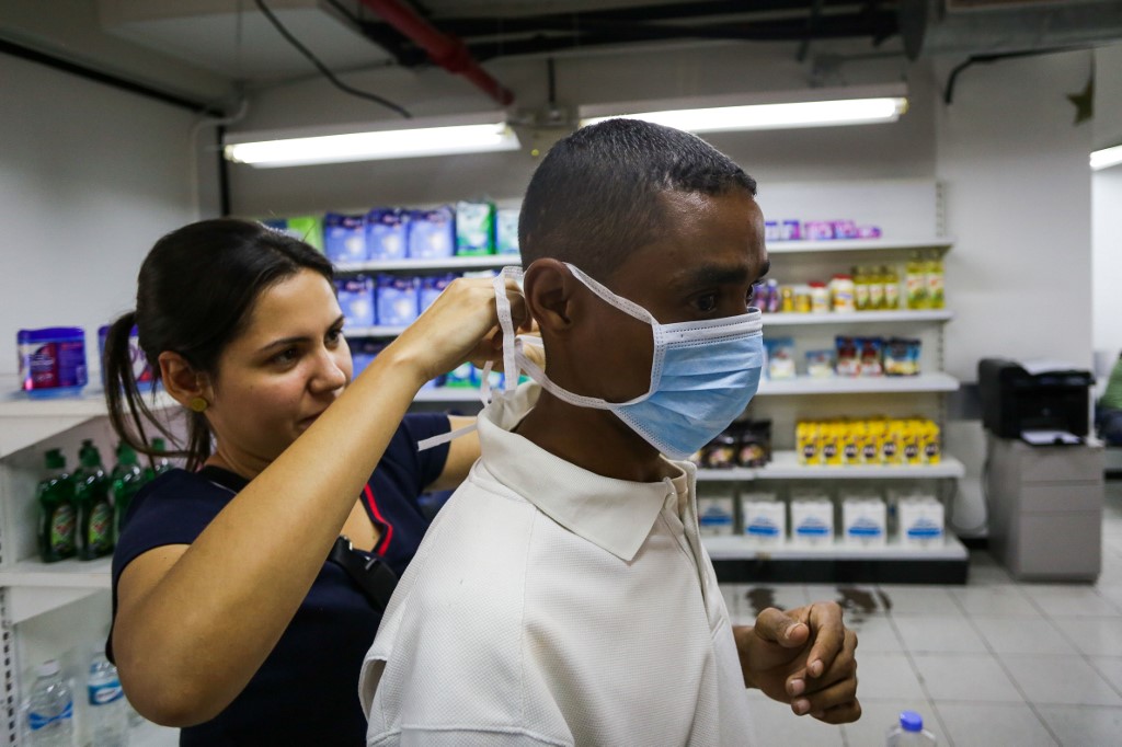 Al menos dos pasajeros del vuelo 6673 se presentaron en Salud Chacao