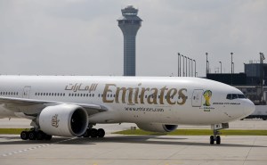 Pánico y angustia en el aire: Avión de Emirates voló 14 horas con un gran agujero